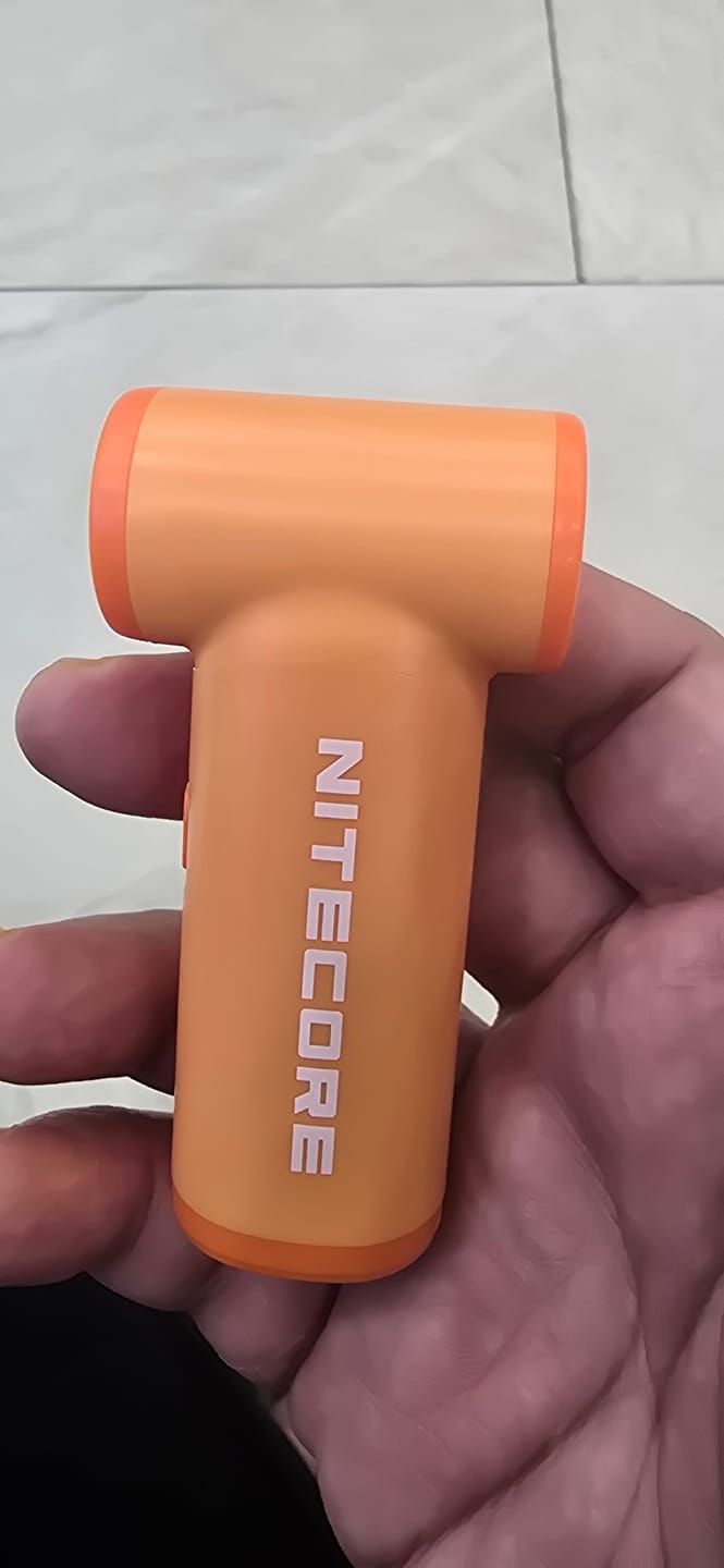 Customer photo review of NEF Nano - Palm-Sized High-Speed Handheld Fan