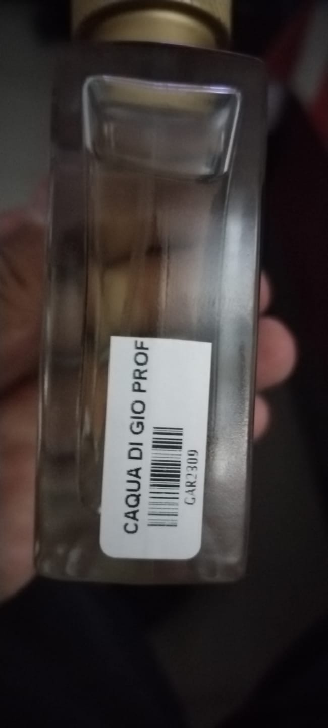 Customer photo review of Tendencia a CAqua di Giò Profondo Parfum