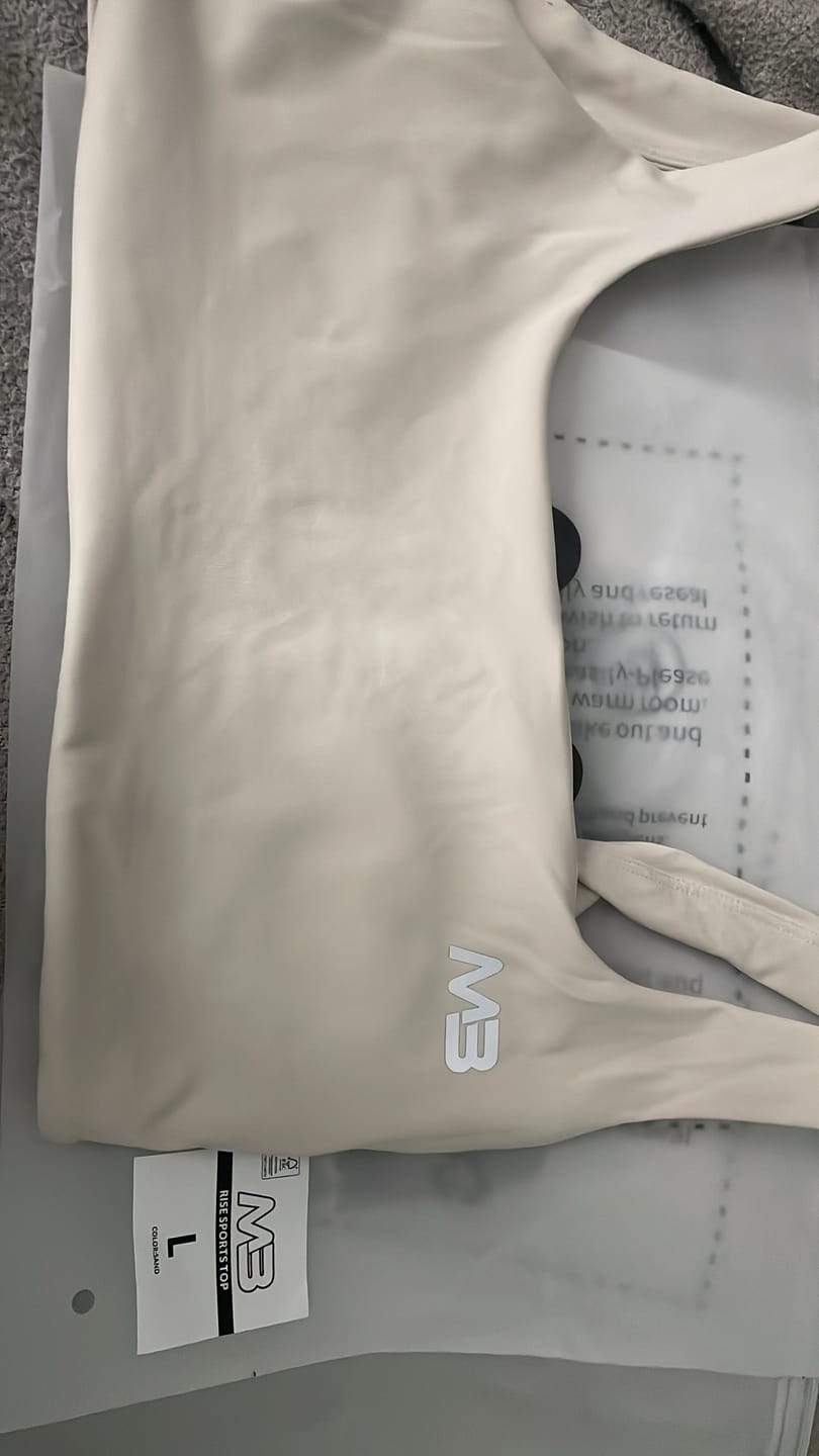 Customer photo review of Rise Sports Top