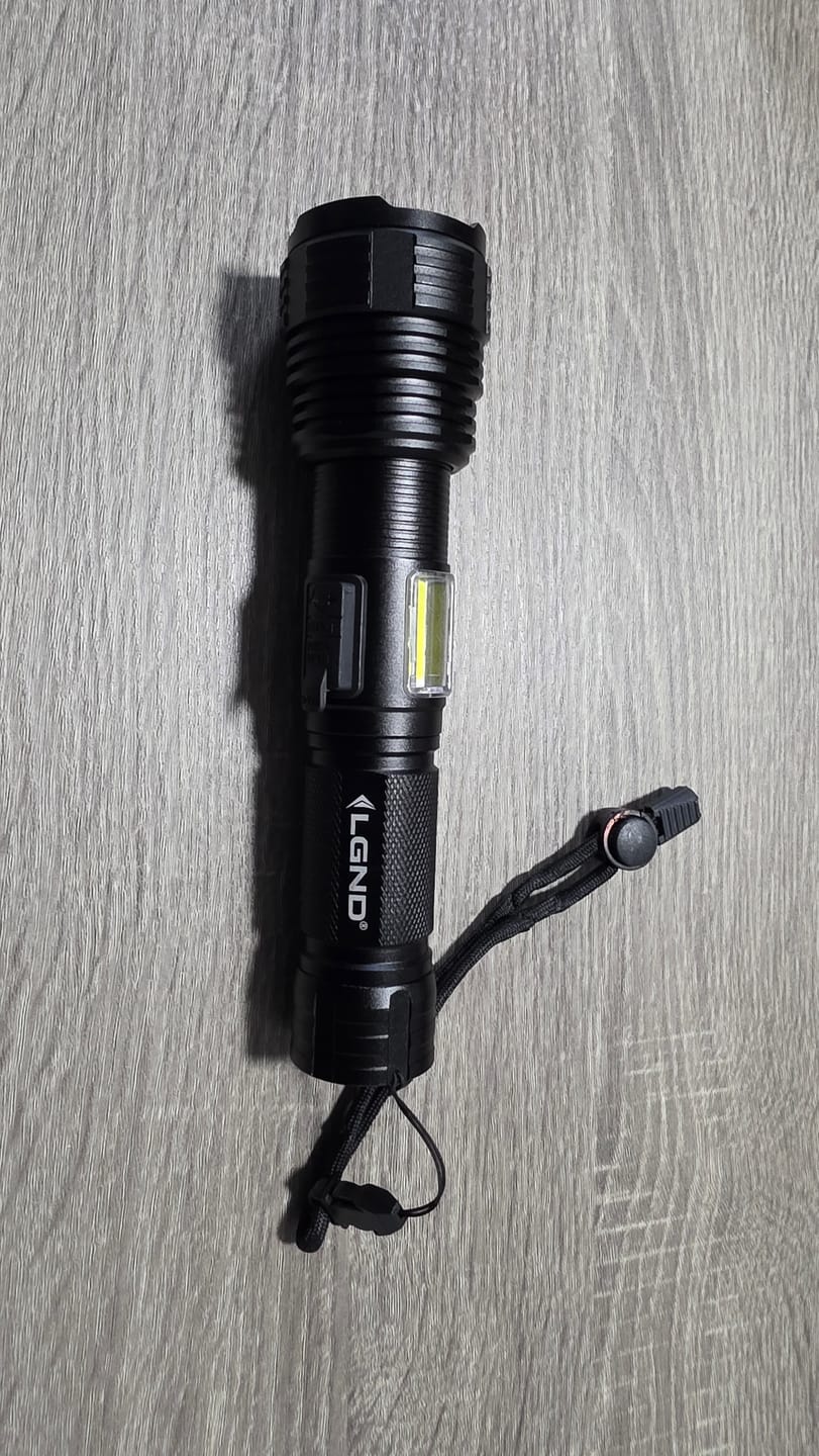 Customer photo review of Ultra-High Intensity Flashlight