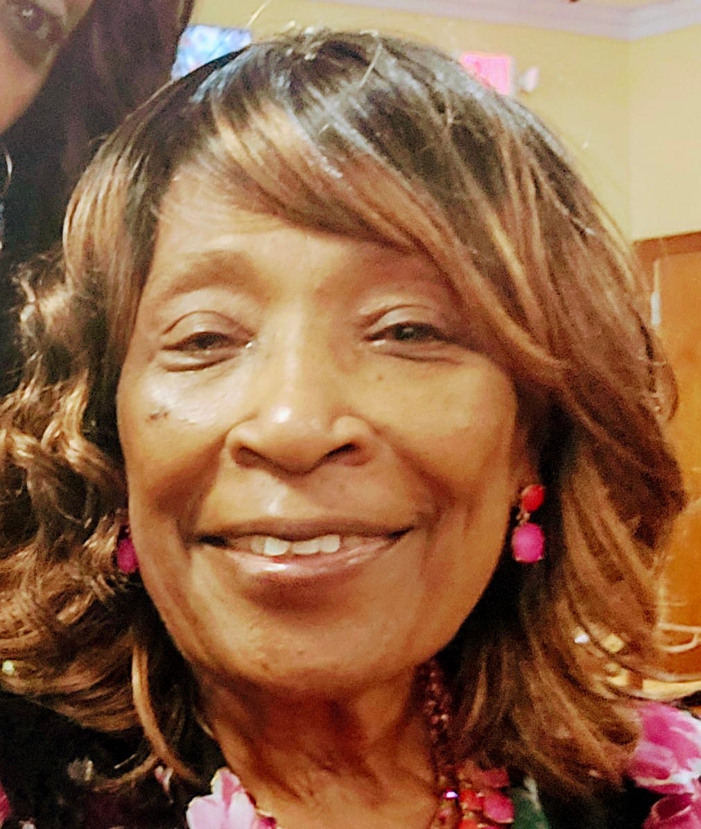 Customer photo review of Vanessa Express Weave Half Wig - LA KAY