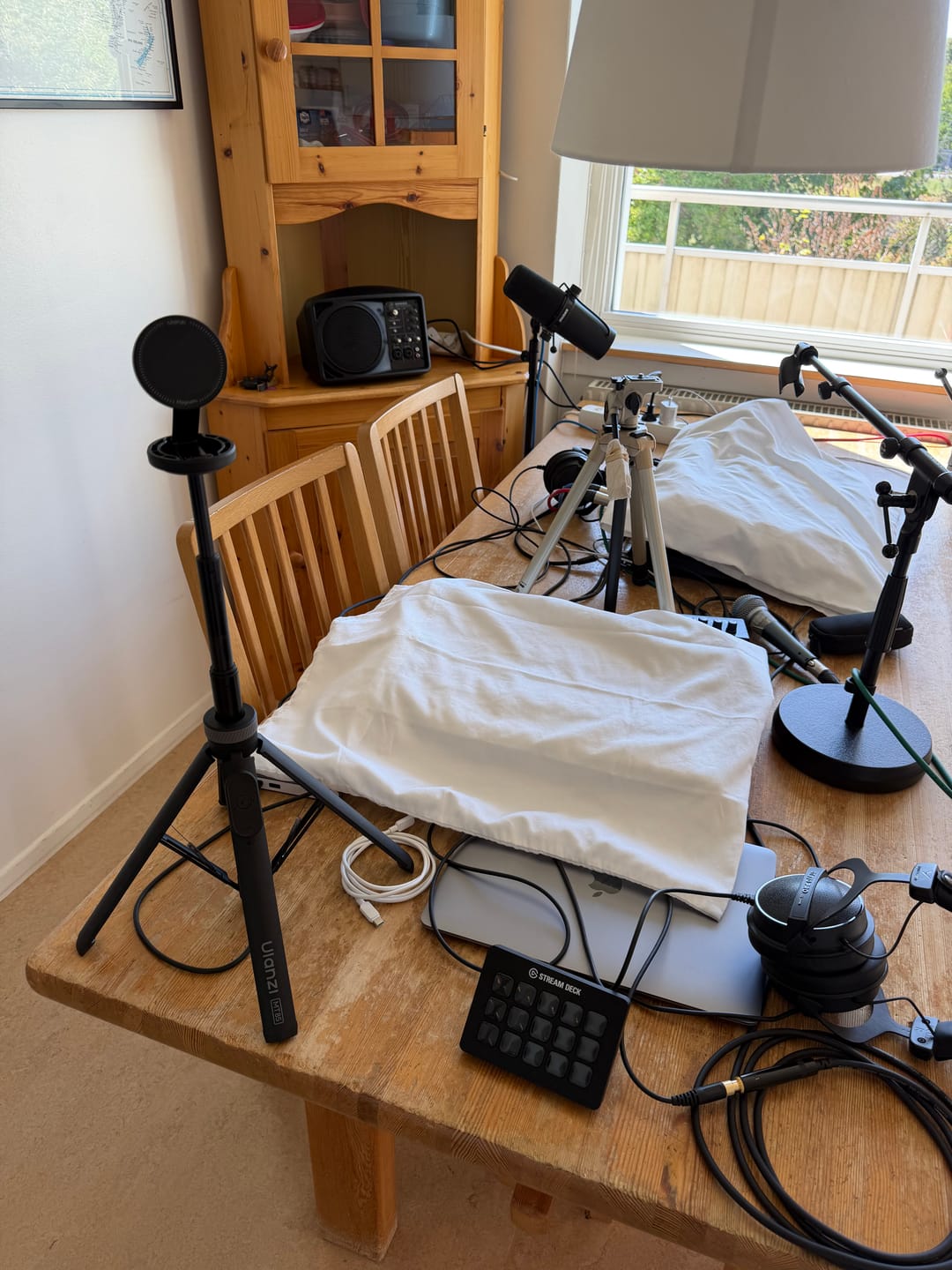 Customer photo review of Ulanzi MT85 Automatic Pop-Up Phone Tripod (Magsafe)