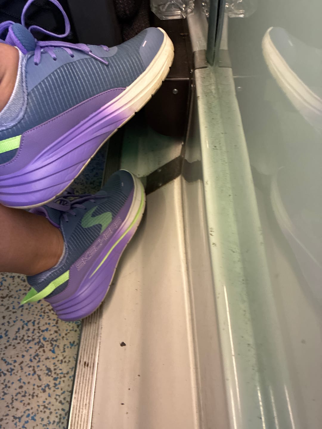 Customer photo review of incaltaminte sport femei Skechers SKEC 303572L