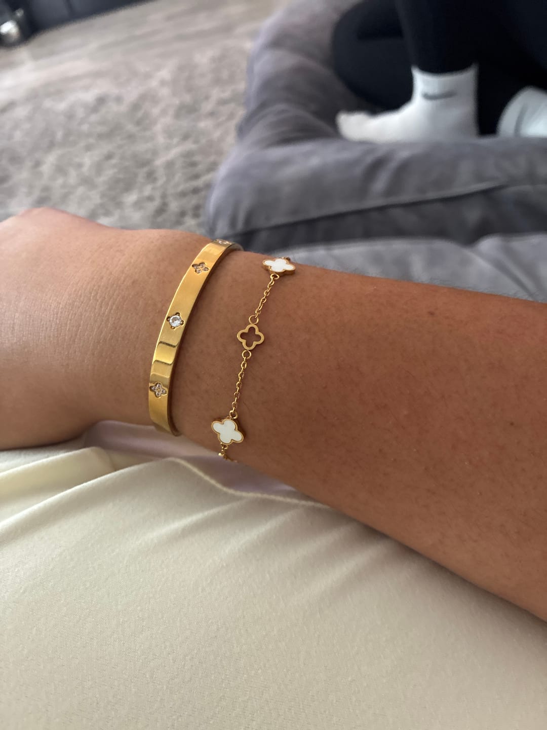 Customer photo review of Gold Clover Bangle