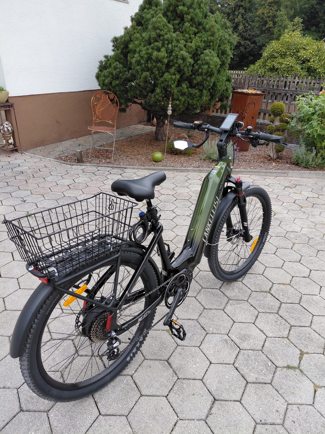 Customer photo review of Lankeleisi MG600 Lite 250W 27.5" Electric Trekking Bike 720Wh SUV E-bike with Switchable Sensor 36V 20Ah Battery