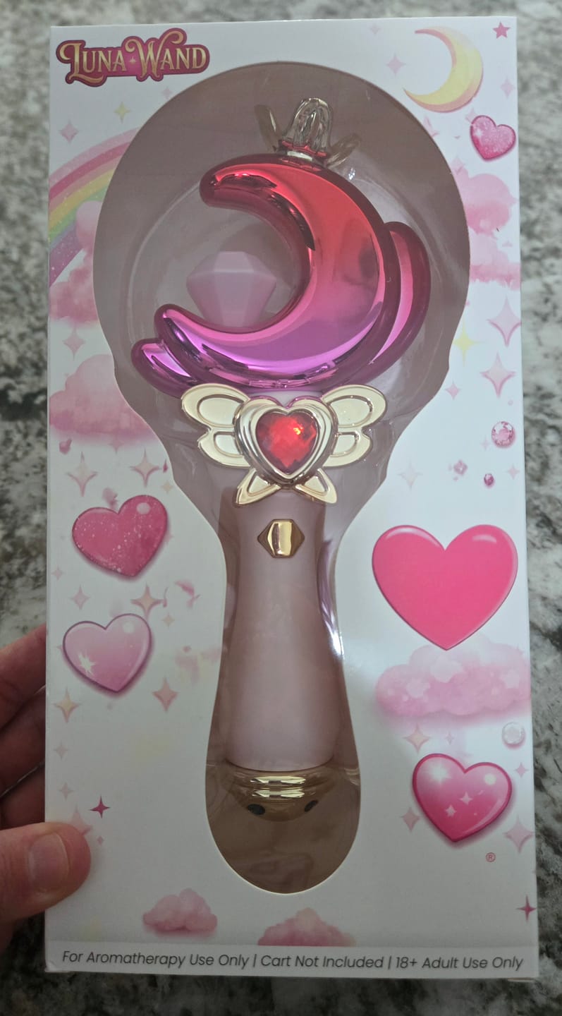 Customer photo review of Luna Wand Cart Battery (Limited Edition)