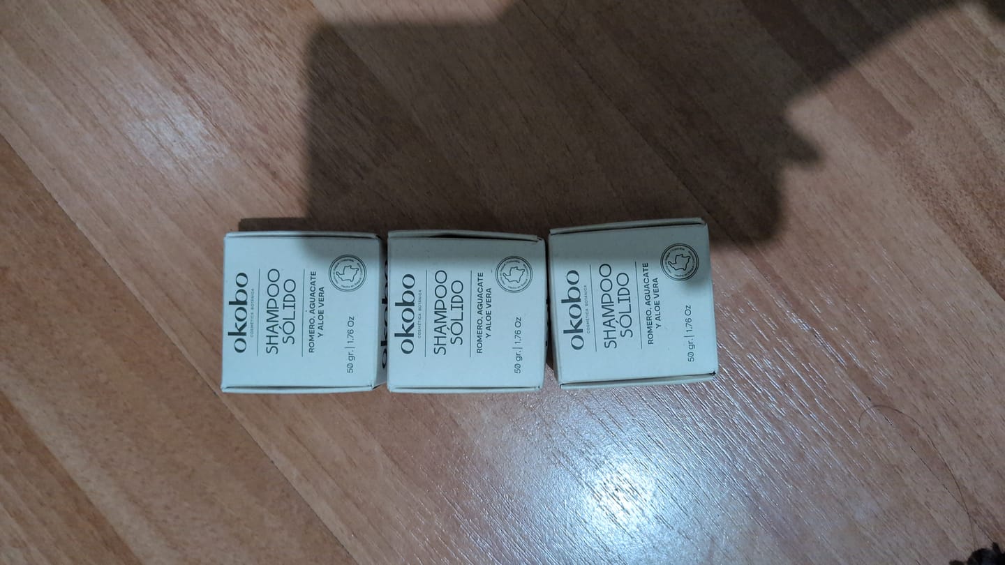 Customer photo review of KIT CAPILAR: Shampoo solido, Acondicionador Solido, Oleo Capilar y Tónico capilar