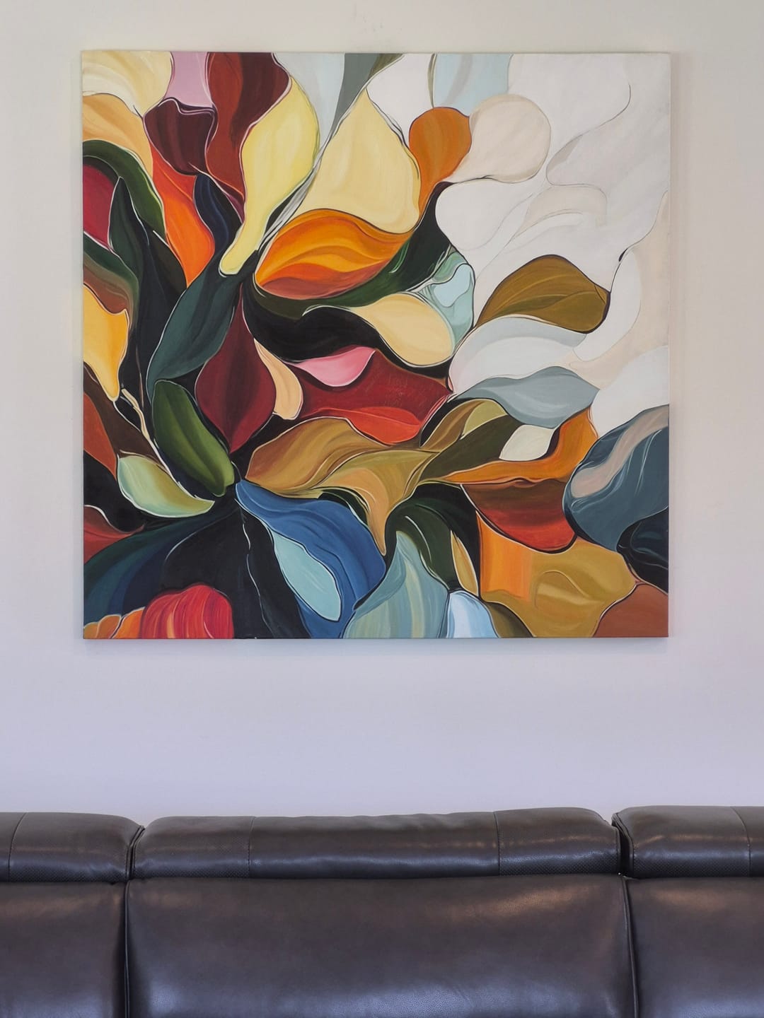 Customer photo review of Blooming Essence - Colorful Abstract Floral Oil Painting - Vibrant Multicolor Wall Art, Modern Botanical Decor for Living Room & Bedroom