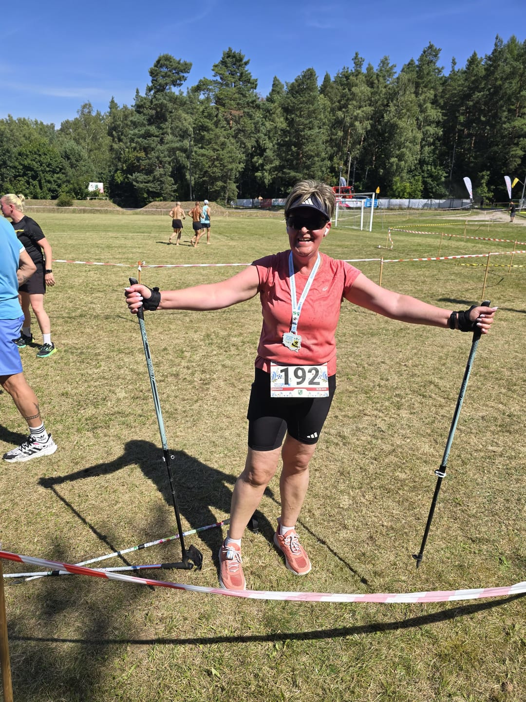 Customer photo review of Lekkie Okulary Sportowe z 3 Wymiennymi Soczewkami – SP402