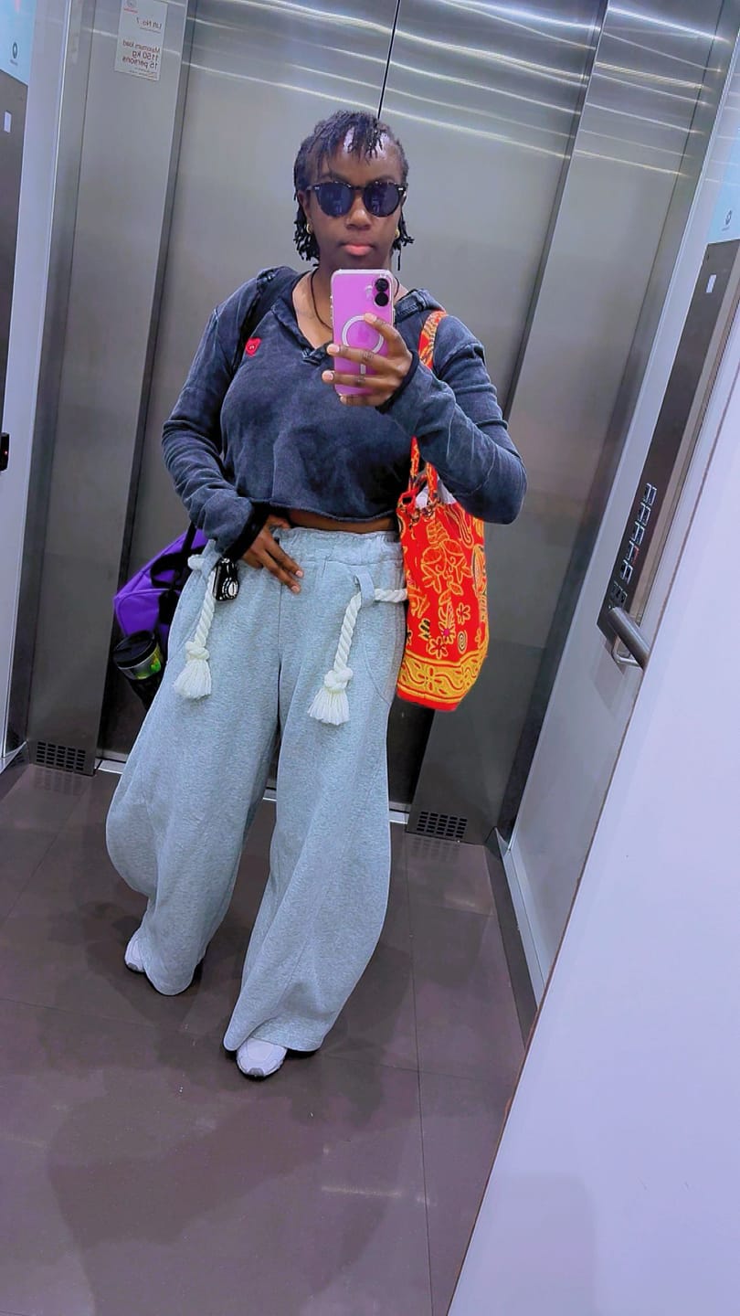Customer photo review of Aelfric Eden V-Neck Pullover Hoodie