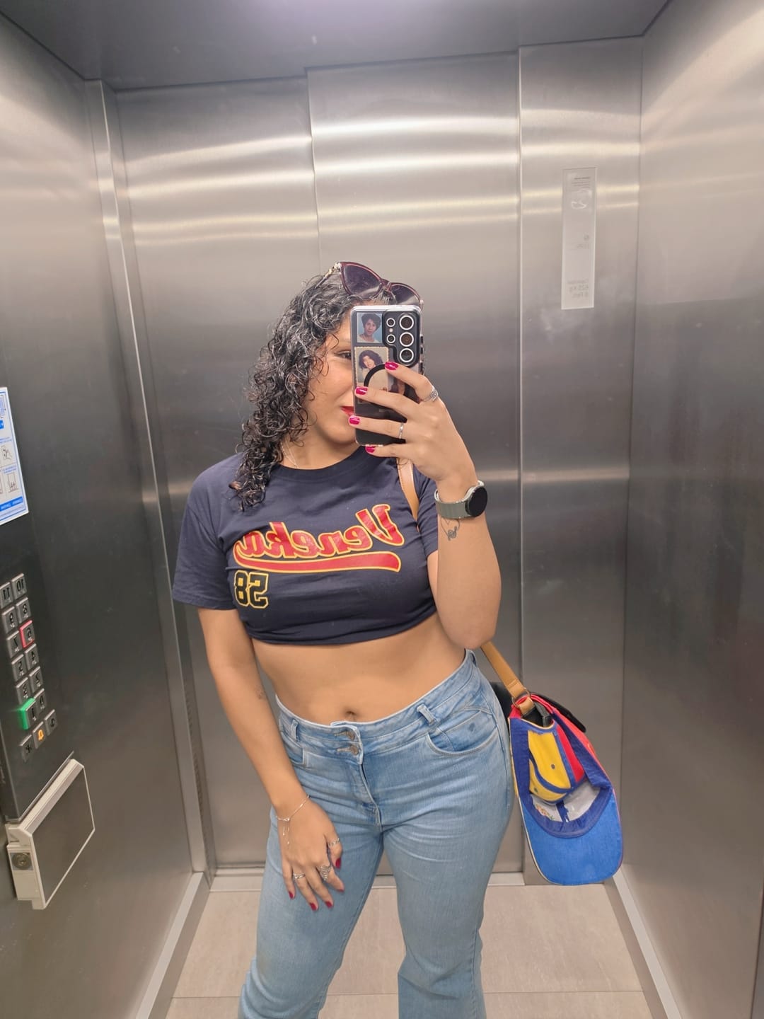 Customer photo review of Veneka Crop