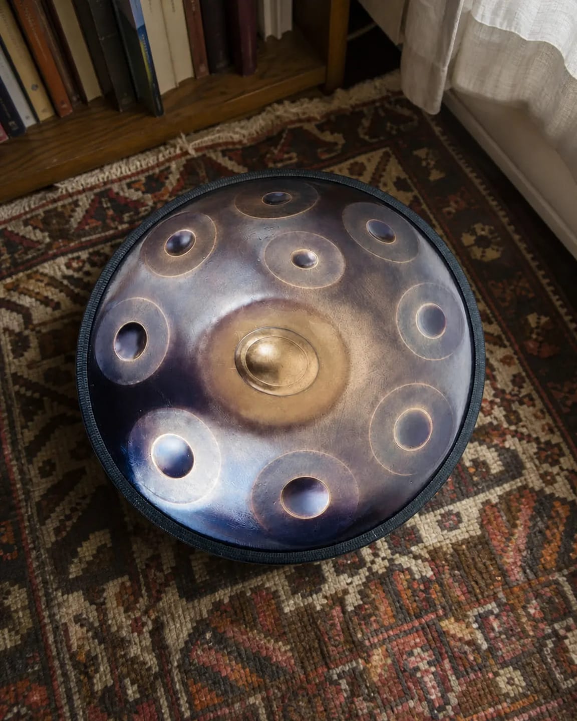 Customer photo review of Handpan Galaxy Kurd D-Moll 10 Noten – Violett-Verlauf