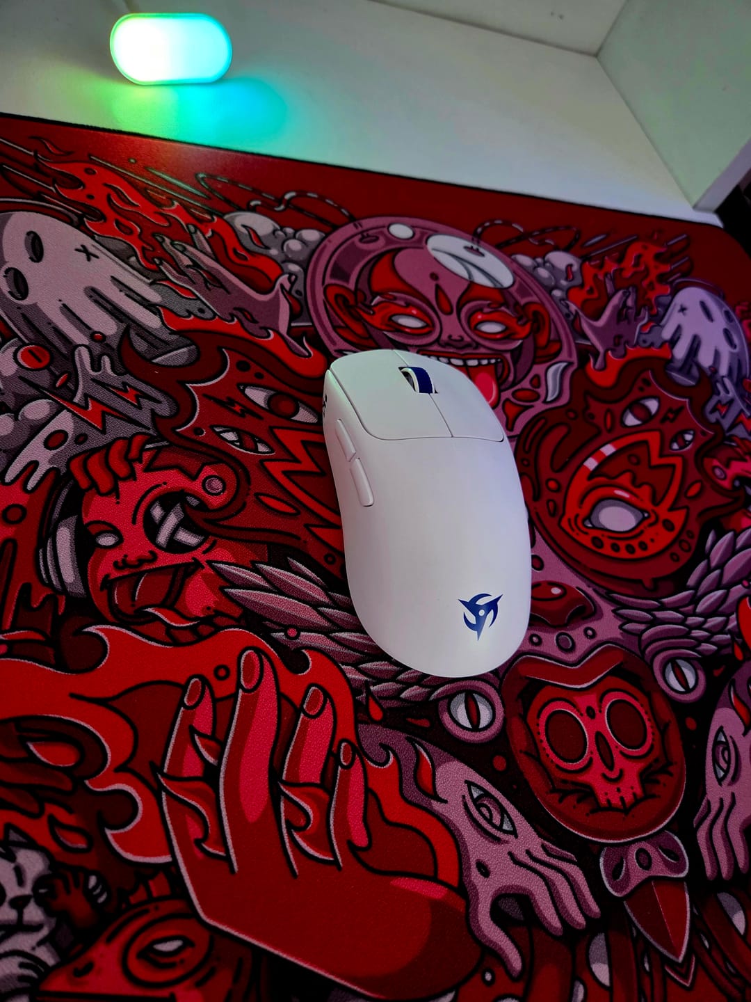 Customer photo review of Ninjutso Ten Wireless Mouse