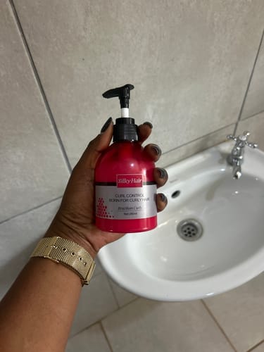 Customer photo review of Red Curl Keeper Curl Defining Spray — For Curly Hair Refresh