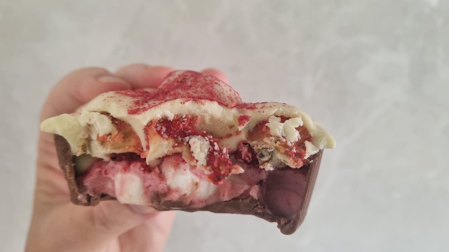 Customer photo review of Strawberry Sundae Pie