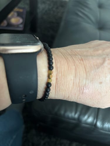 Customer photo review of Obsidian Bracelet