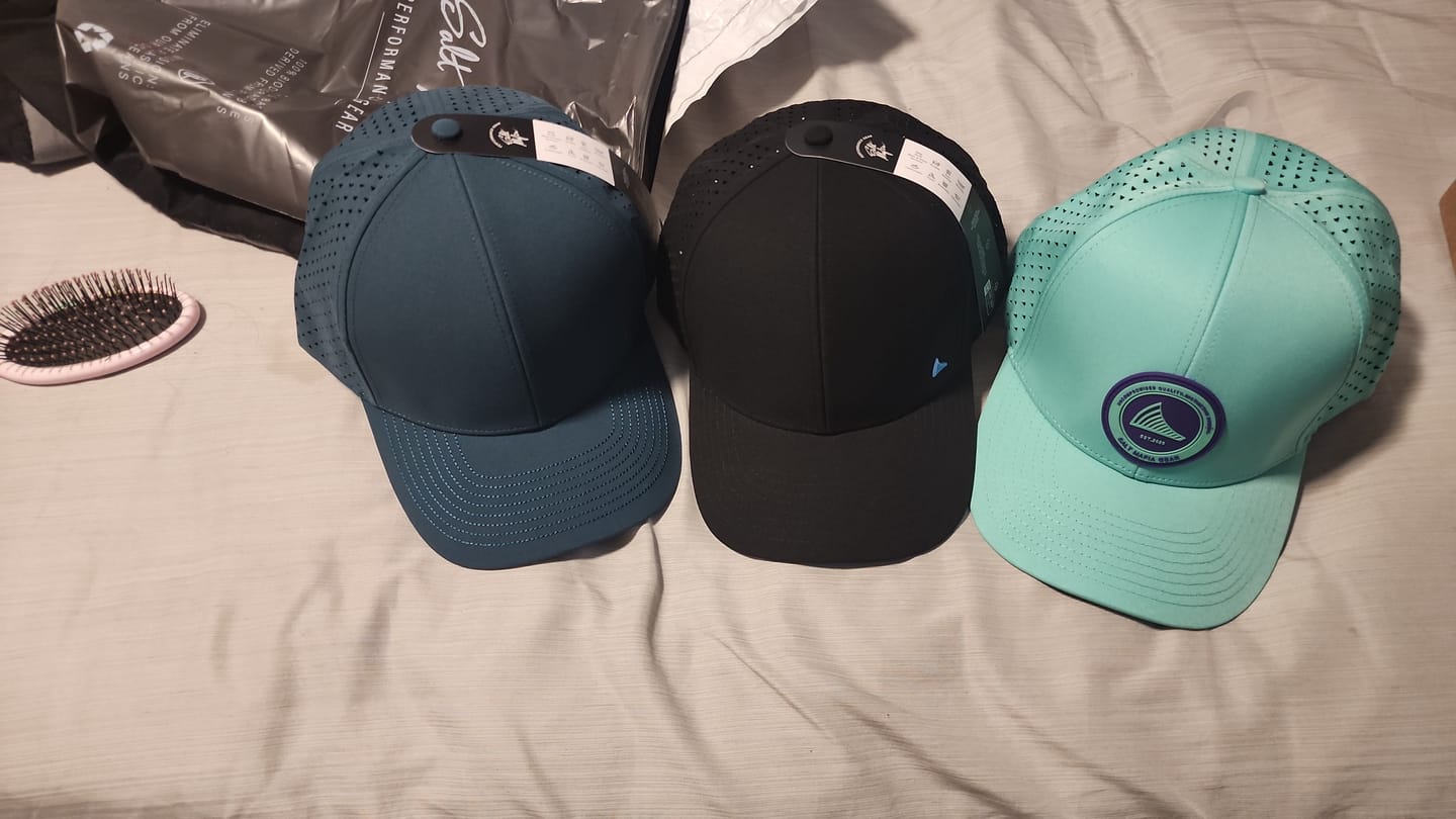 Customer photo review of THE MYSTERY HAT (6-curved)