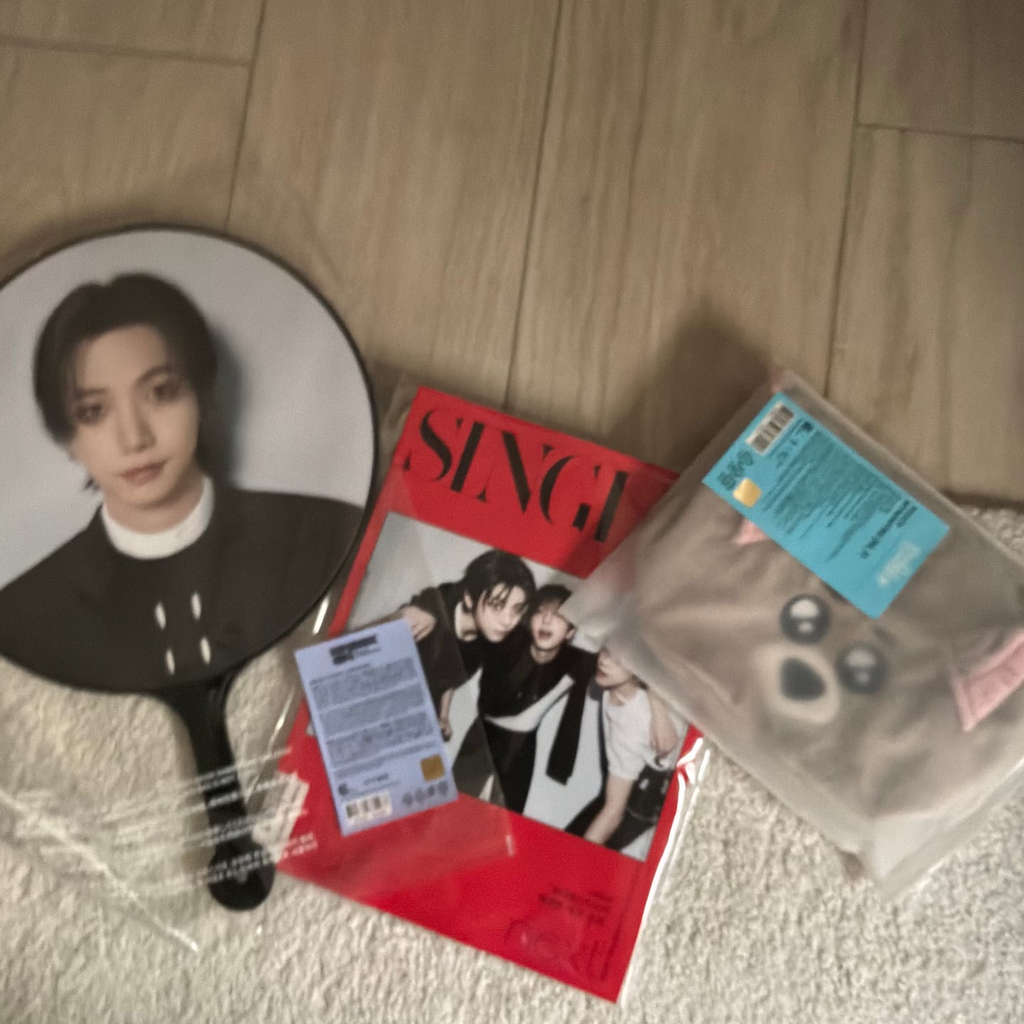 Customer photo review of BOYNEXTDOOR [KNOCK ON Vol. 2] Image Picket