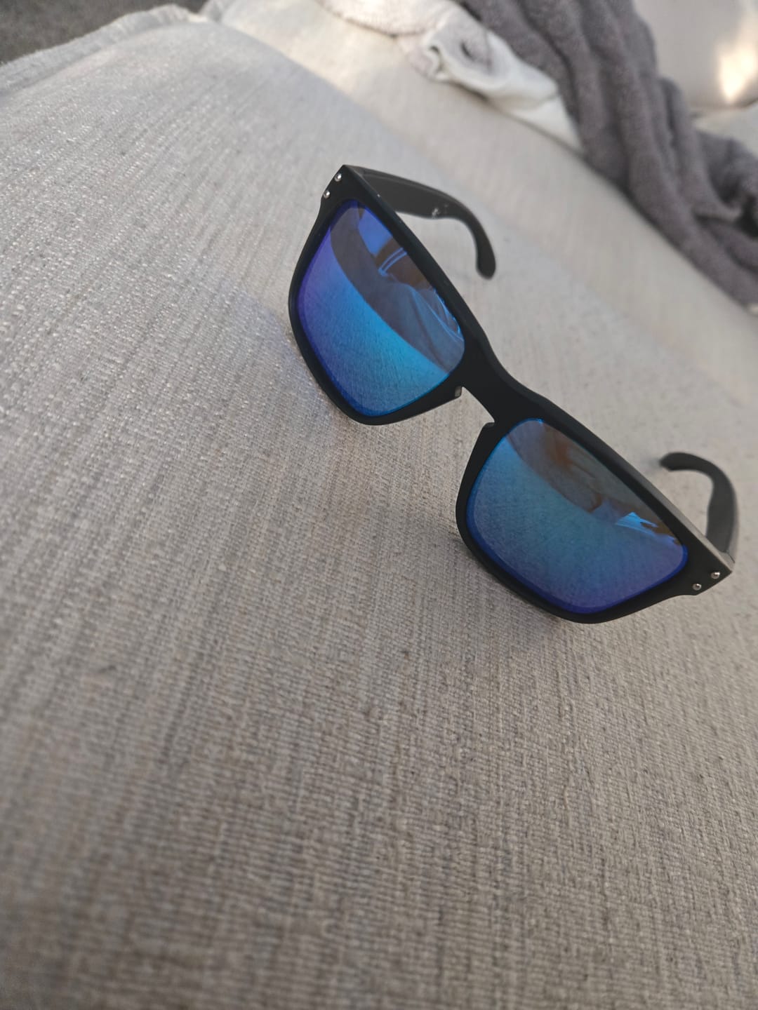 Customer photo review of 80Eighty® Polarized Sunglasses - Blue Chrome