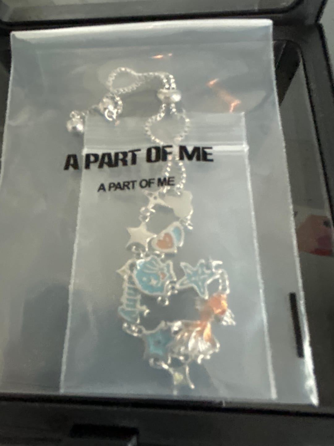 Customer photo review of Dreamcore Goldfish Sunset Orange Sea Pull-Adjustable Bracelet™