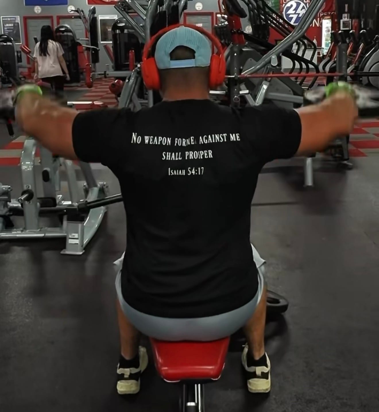 Customer photo review of Sovereign Performance Tee