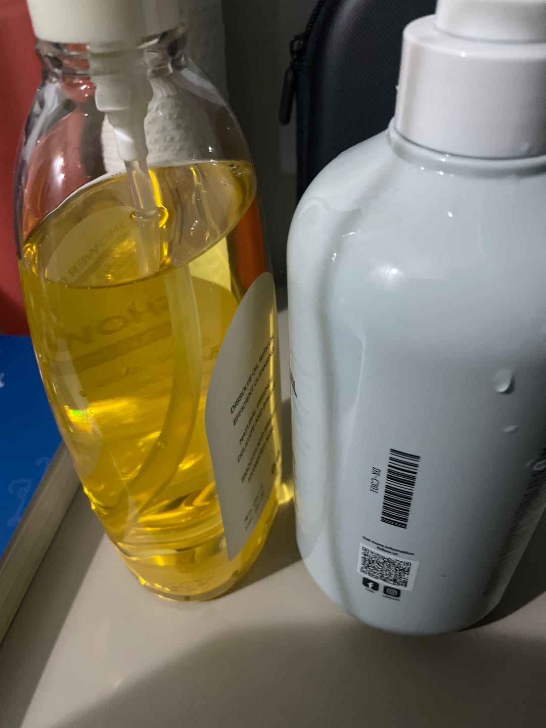 Customer photo review of Whitening Exfoliating Gel&Shower Oil