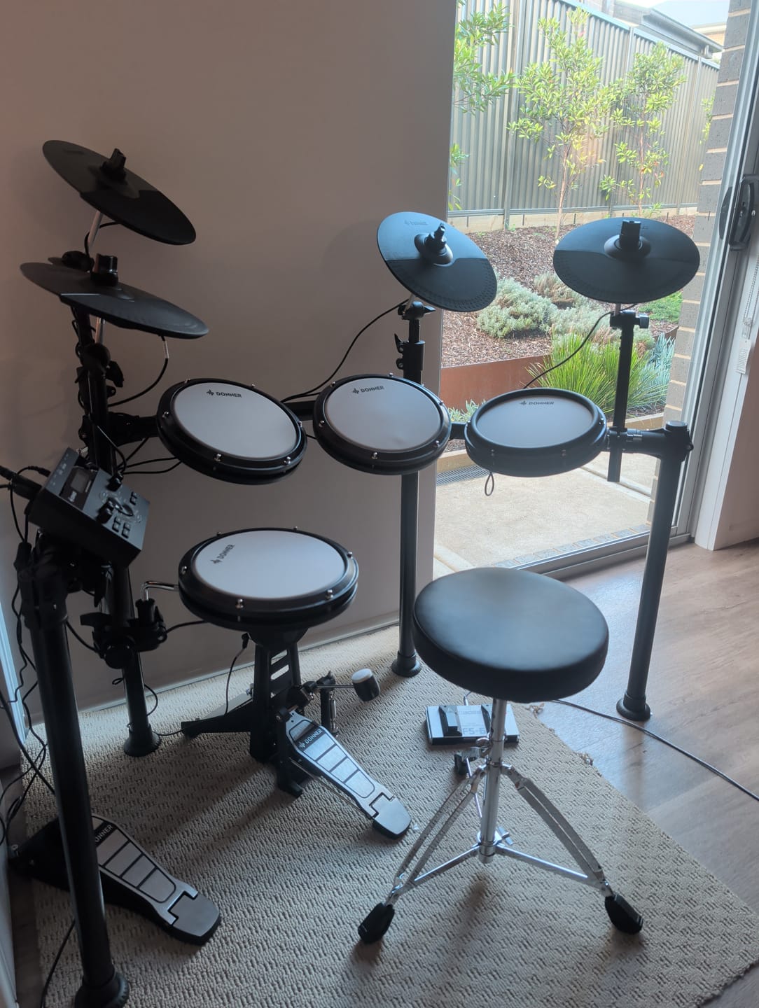 Customer photo review of Donner DED-200X Electronic Drum Set