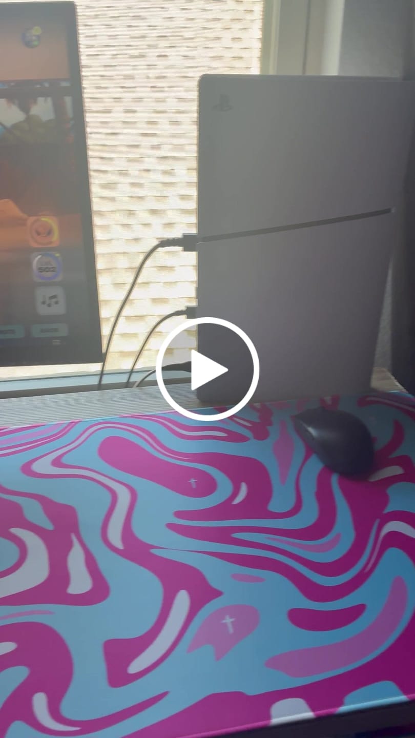 Customer video review of Liquid Miami Mousepad