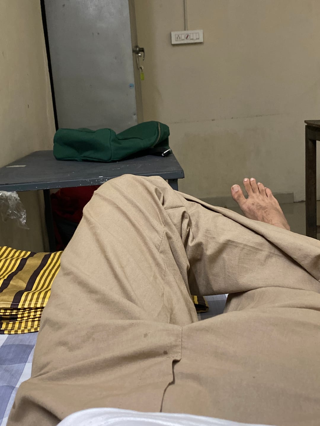 Customer photo review of Men Khakhi Cotton Pant