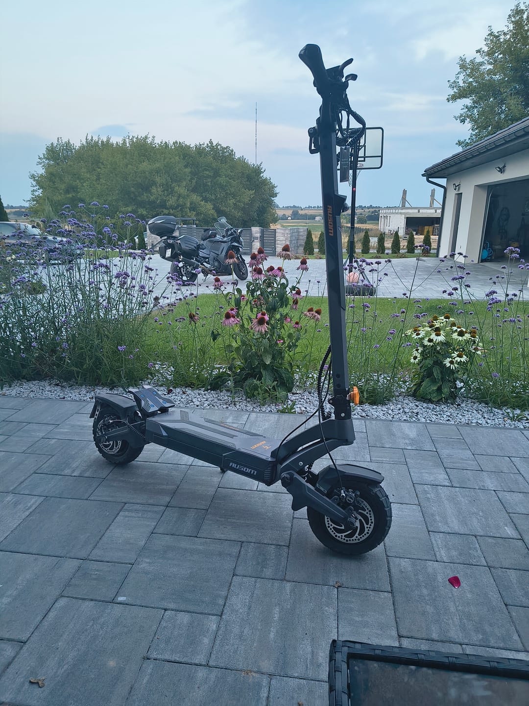 Customer photo review of Ausom DT2 Pro Hulajnoga elektryczna