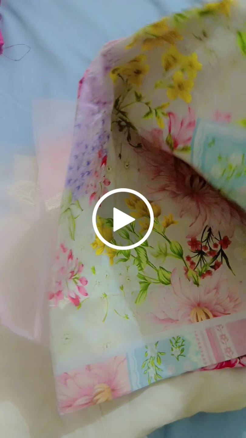 Customer video review of Gilded Petals