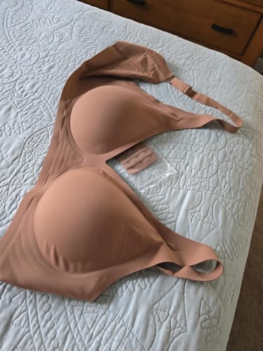 Customer photo review of Curvs Full Coverage Bra
