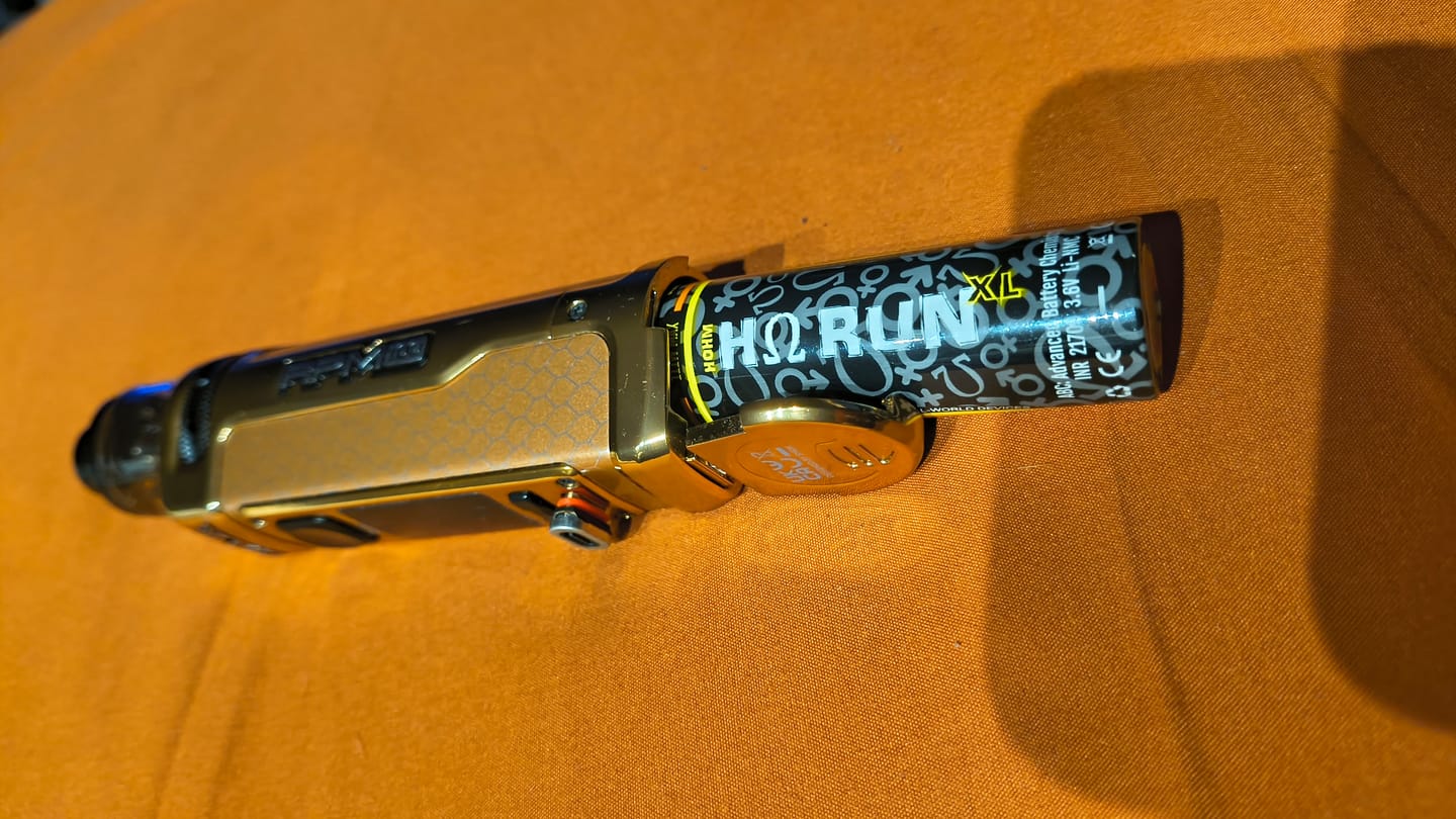 Customer photo review of Hohm Tech Run XL 21700 4007mAh 30.3A Battery