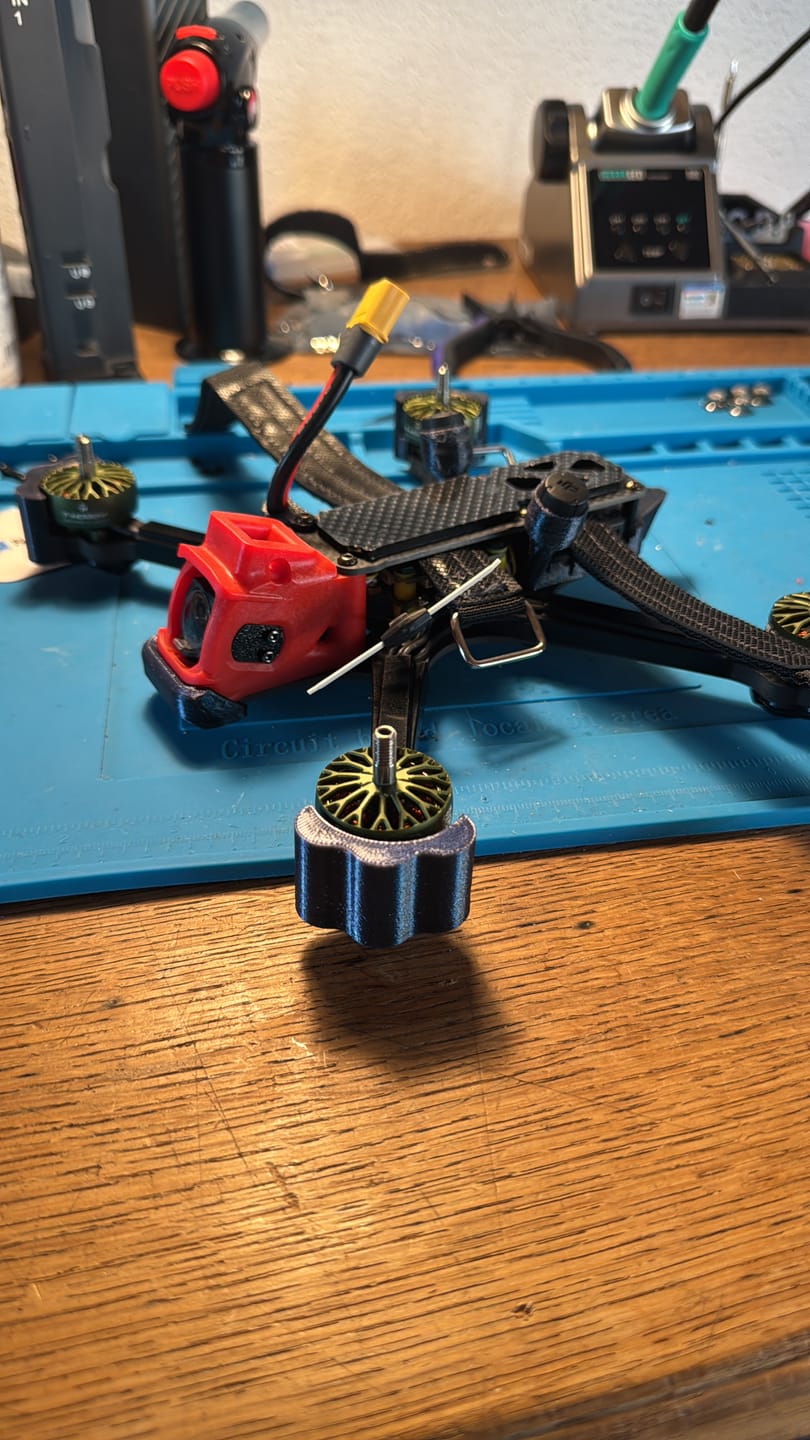 Customer photo review of it's 2306.5 1750KV Motor