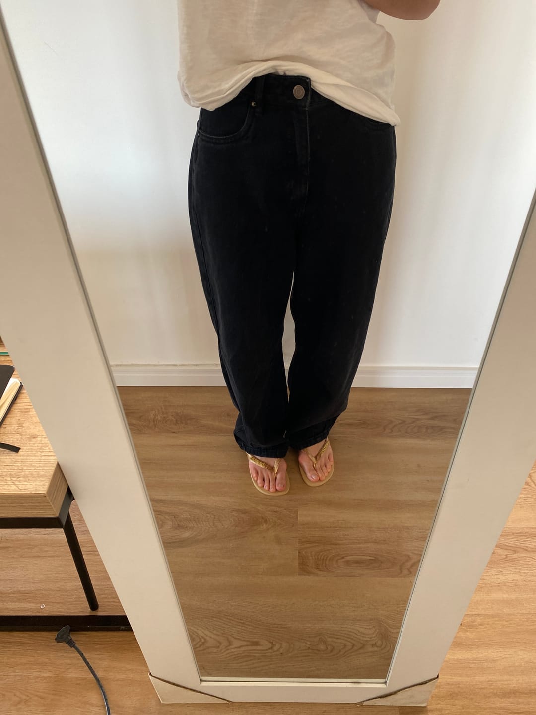Customer photo review of Calça Jeans Balloon Baobá Preta