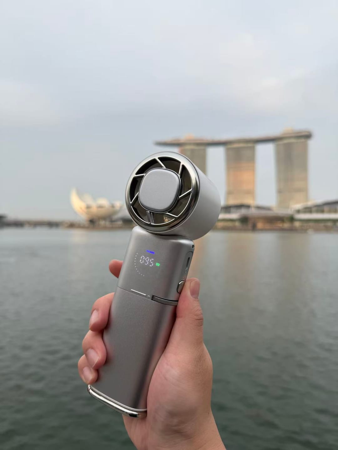 Customer photo review of CapyUltra Portable Turbo Fan with Ice Compress