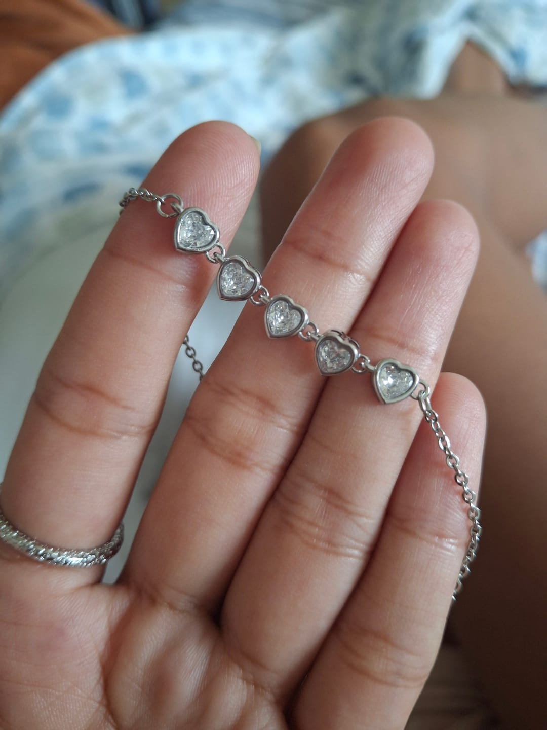 Customer photo review of Collar Oria Plata
