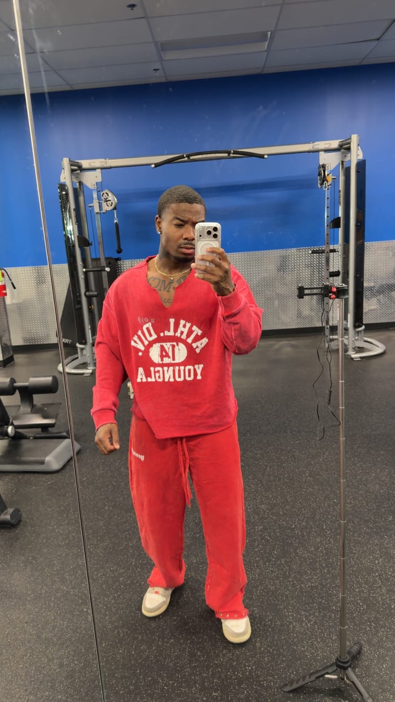 Customer photo review of 8098 - Golden Era Pump Cover Crewneck