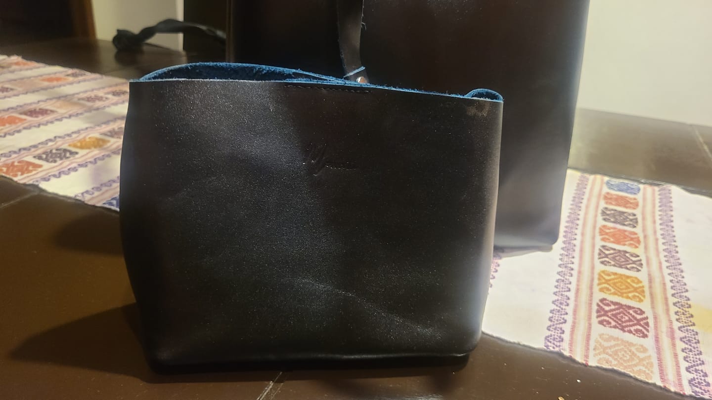 Customer photo review of Cosmetiquera Promo al Tono del Bolso