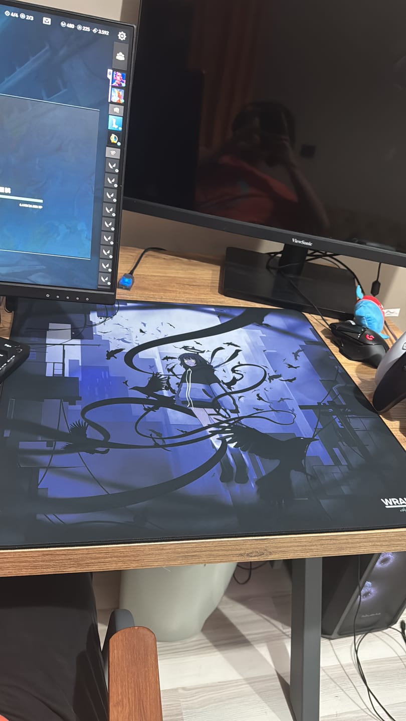 Customer photo review of Wraith Ace Series [Ravenfall] Limited Edition Poron Mousepad