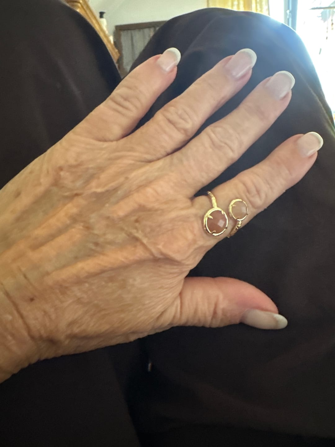 Customer photo review of Twin Soul Ring Sonnenstein – Lebensfreude & Licht