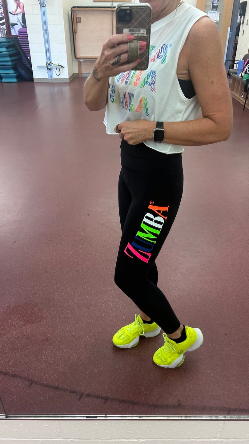 Customer photo review of Dale-Z High Waisted Ankle Leggings - Bold Black