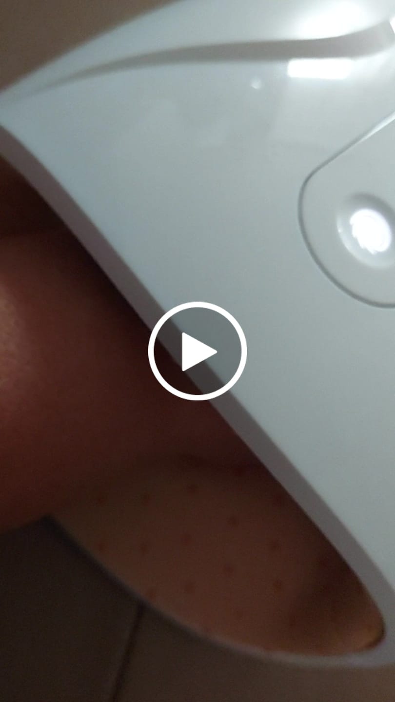 Customer video review of HandCare+ Regeneráló Kézmasszírozó