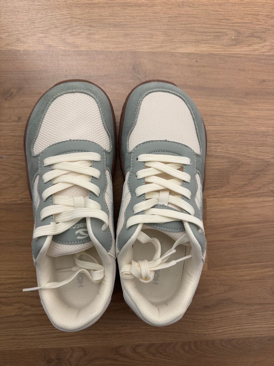 Customer photo review of Hareball - Wide Toe Sneakers
