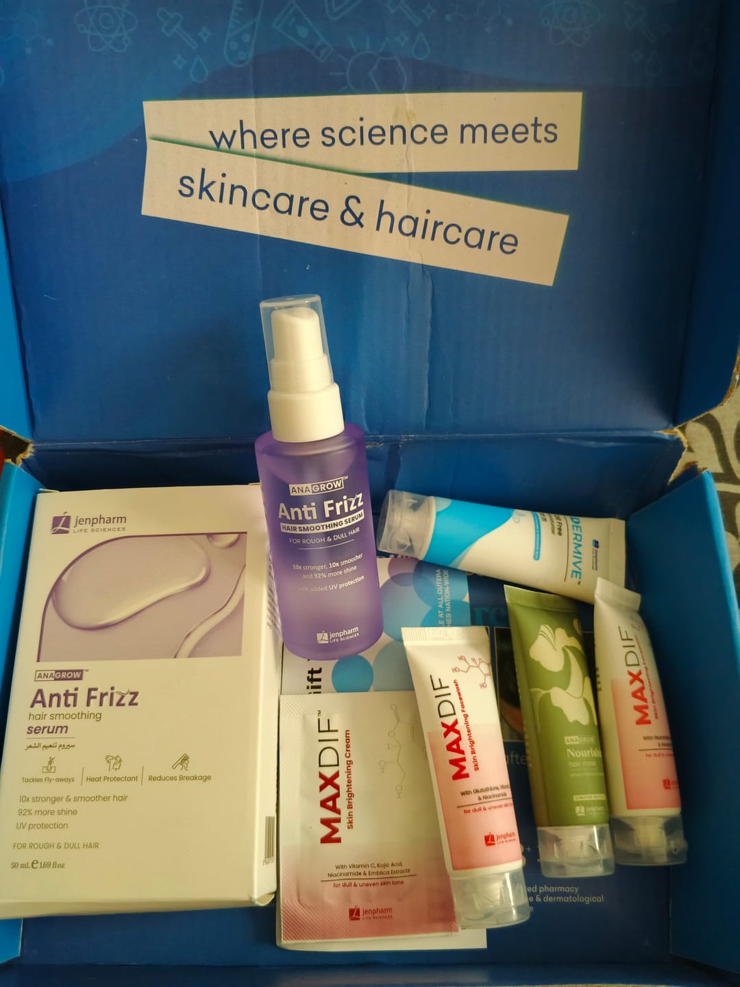 Customer photo review of Anagrow Anti Frizz Hair Serum