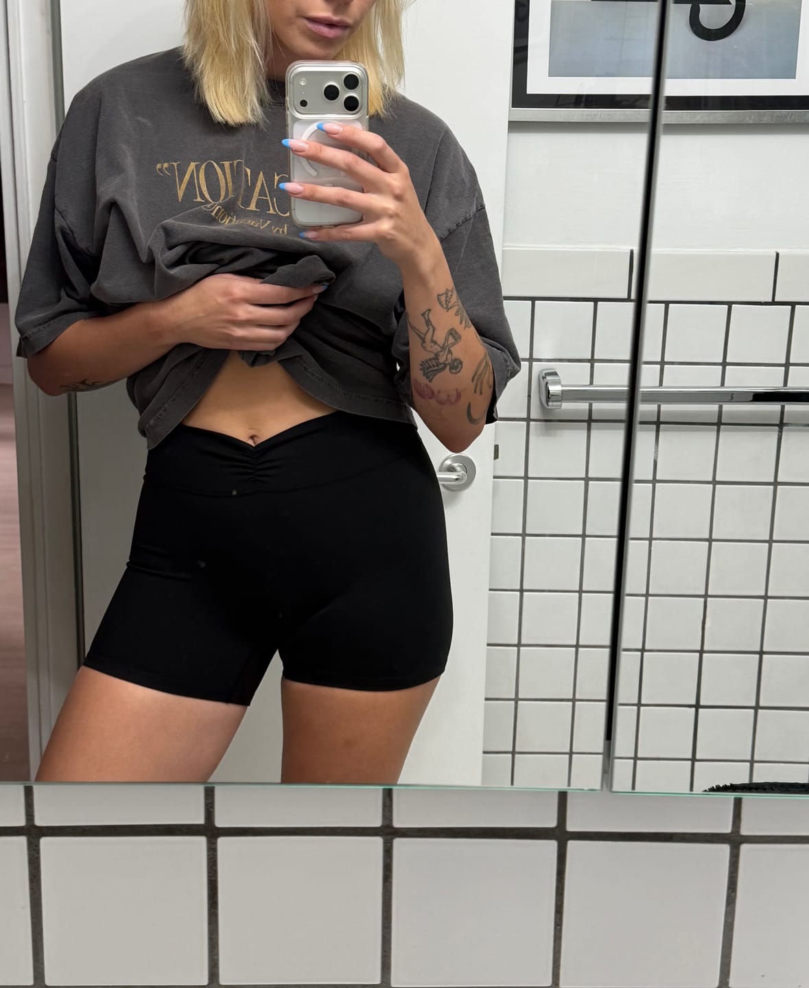 Customer photo review of The Scrunch Short Black