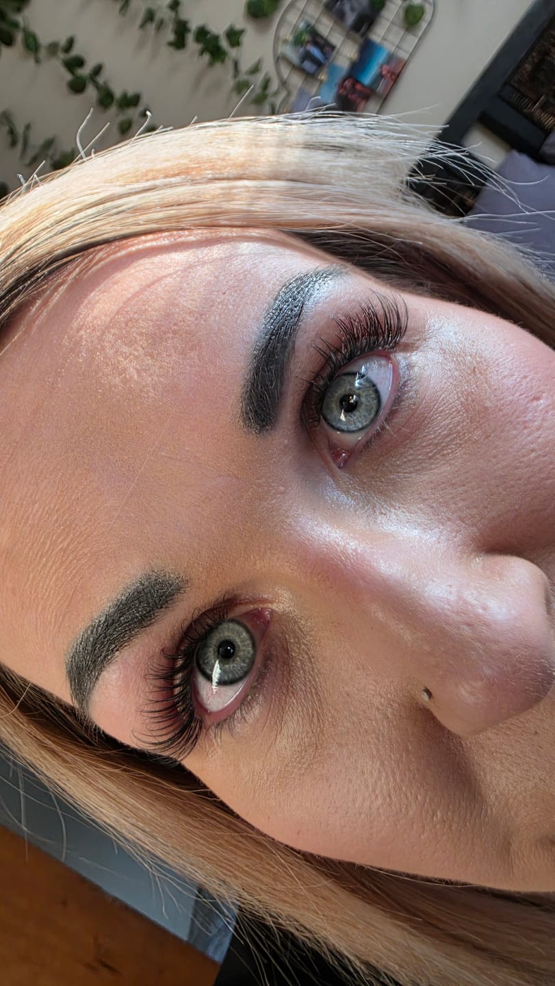 Customer photo review of Venus Lash Kit