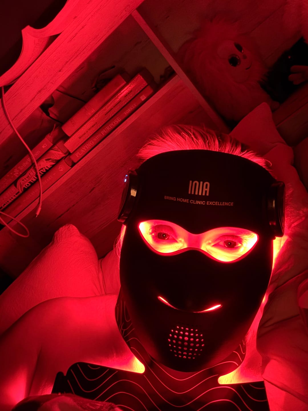Customer photo review of INIA GLOW 4D Face & Neck Pro Kit