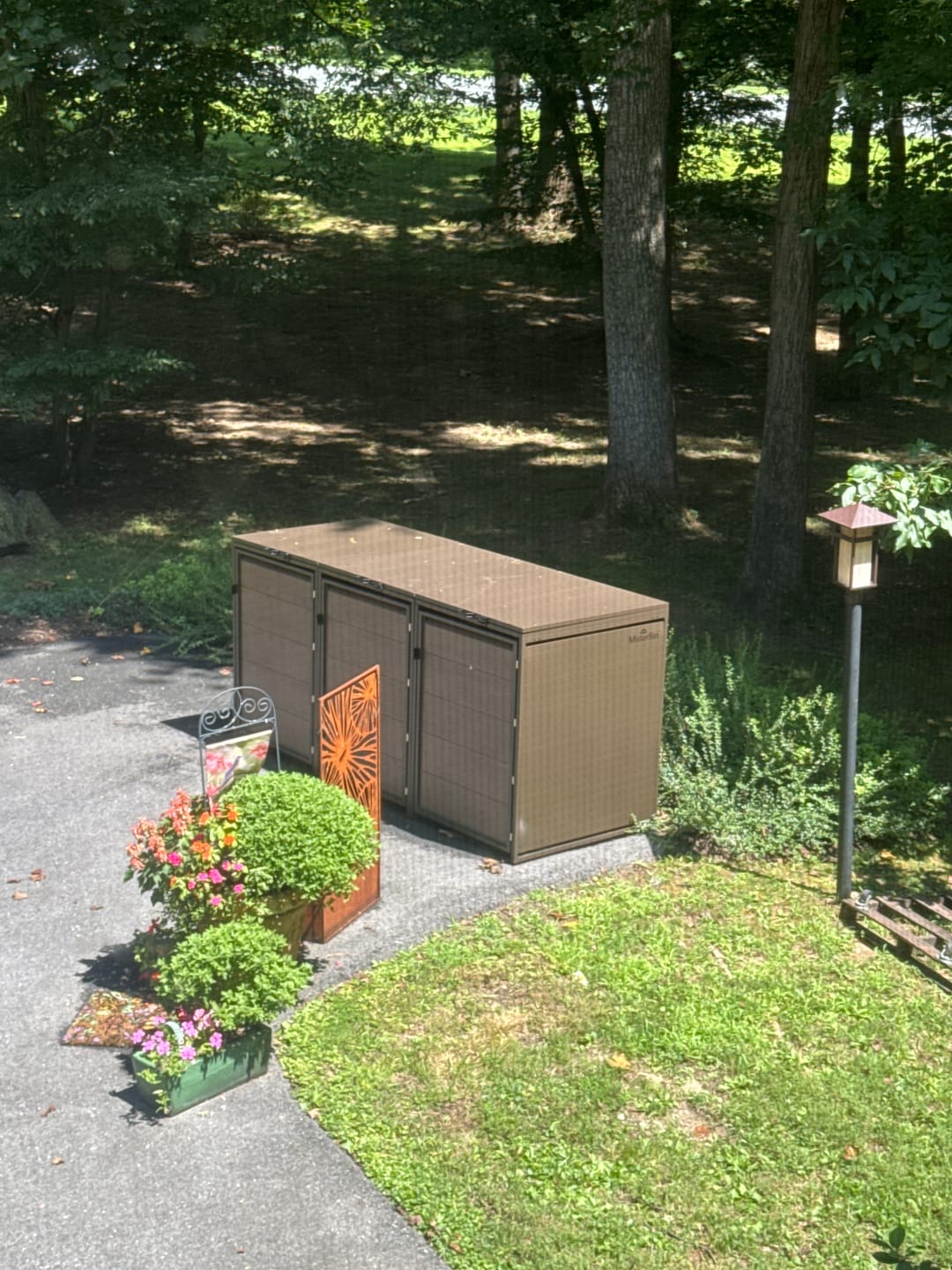 Customer photo review of MisterBin® Garbage Bin Enclosure