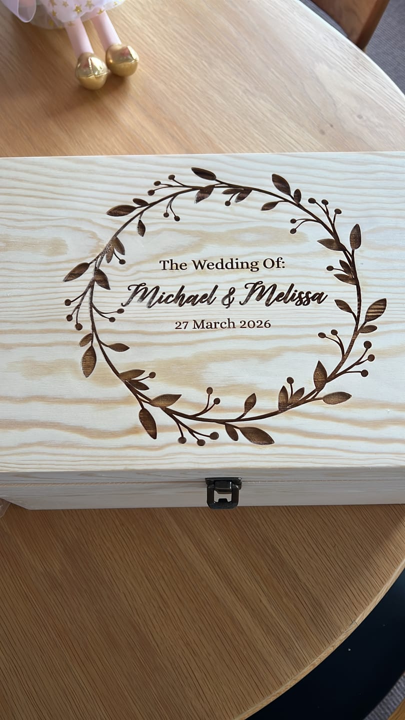 Customer photo review of Keepsake Pine Engraved Box Wedding Date In Wreath